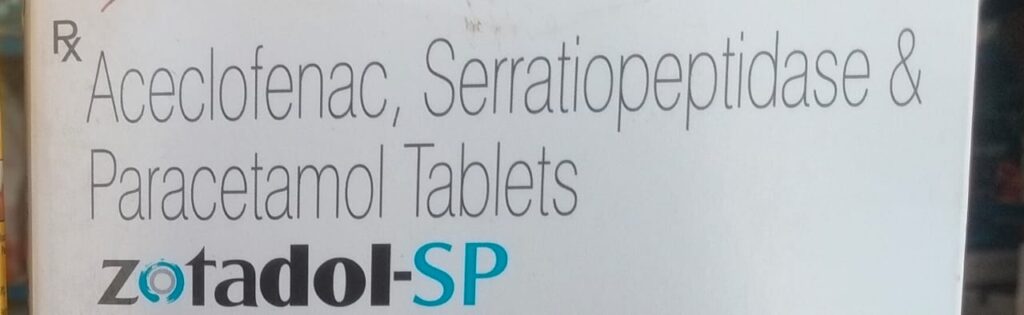 Aceclofenac, Paracetamol & Serratiopeptidas